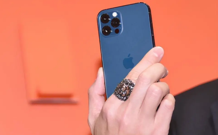 义县苹果手机维修分享iPhone12系列重启方法教程 